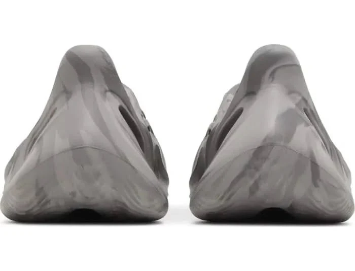Adidas Yeezy Foam Runner 'MX Granite' - Image 4
