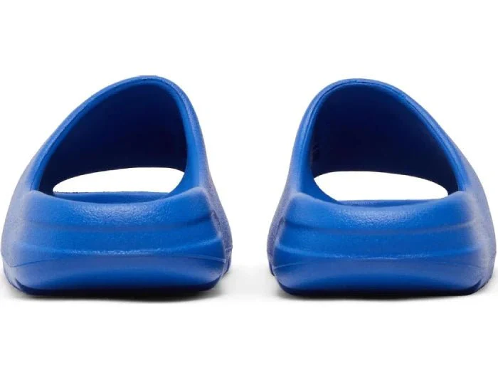 Adidas Yeezy Slides 'Azure' - Image 3