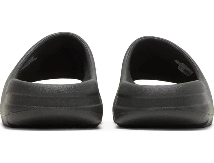 Adidas Yeezy Slides 'Onyx' - Image 3