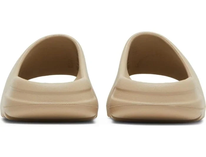 Adidas Yeezy Slides 'Pure' Re-Release (2021) - Image 3