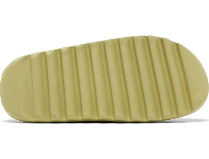 Adidas Yeezy Slides 'Resin' (2022) - Image 5