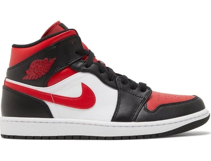 Nike Air Jordan 1 Mid 'Bred Toe'
