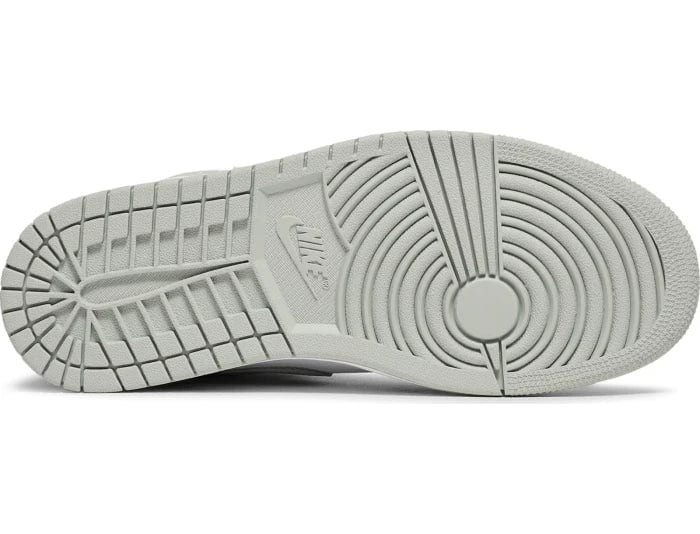 Nike Air Jordan 1 Retro High OG 'Seafoam' Women's - Image 5