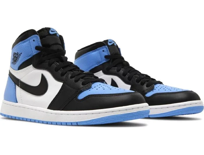 Nike Air Jordan 1 Retro High OG 'UNC Toe' - Image 4