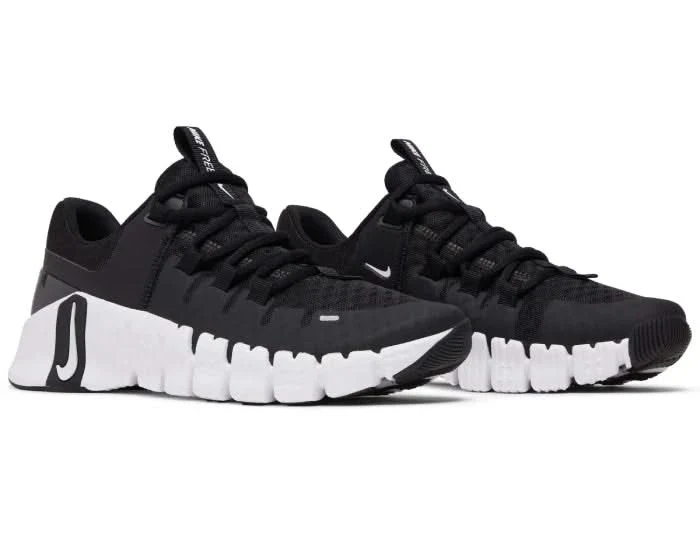 Nike Free Metcon 5 'Black White' (2023) - Image 5
